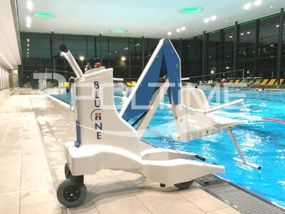 مصاعد حمامات السباحة للمعاقين