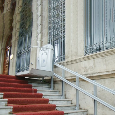 منصات معطلة من النوع الأفقي المتأرجح